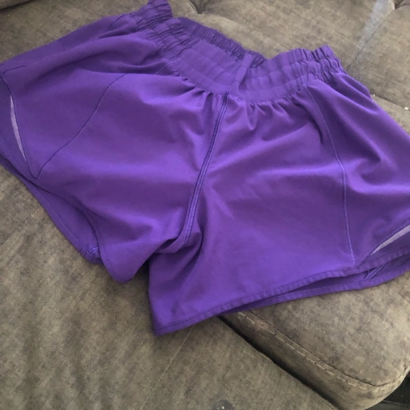 Lulu size 04 slightly used - Picture 3 of 5